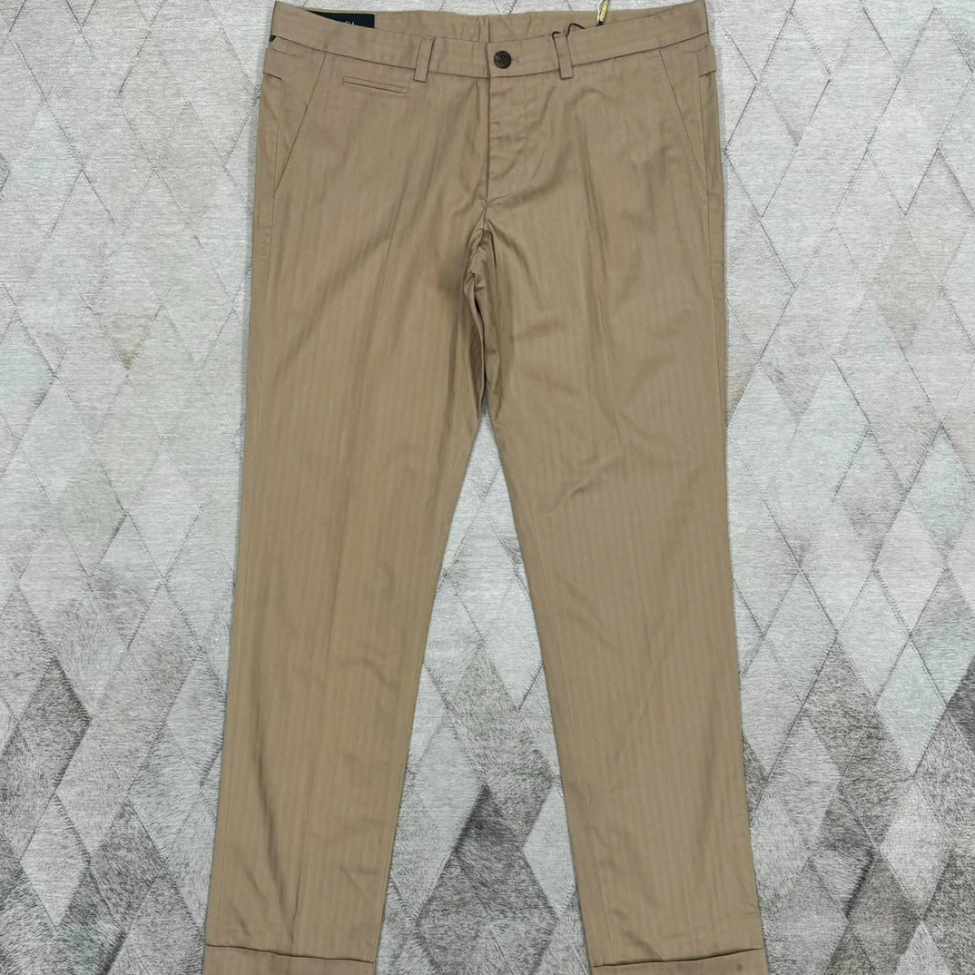 未使用 GUCCI/古驰 131152 男款卡其色休闲裤 颜色百搭