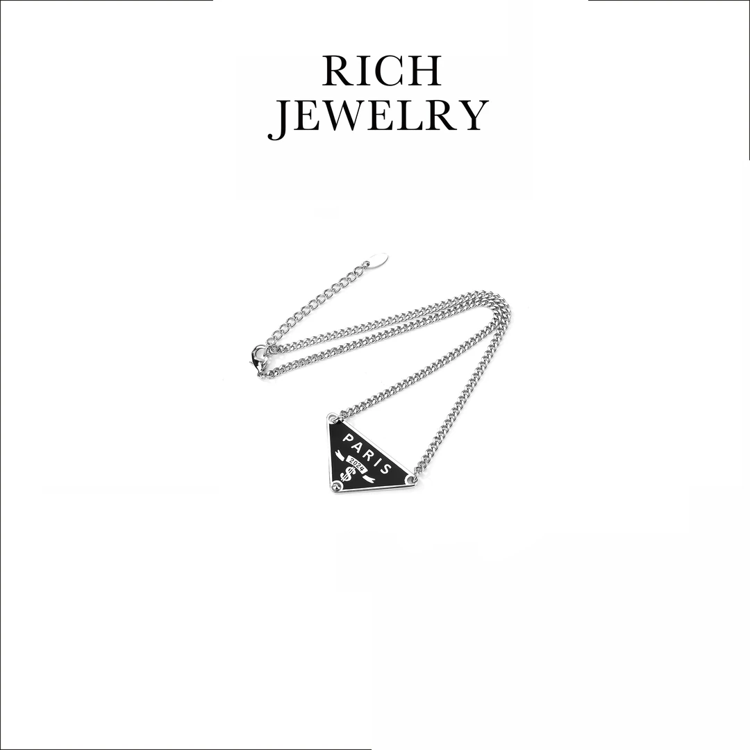 RICH JEWELRY黑色三角形字母项链27627