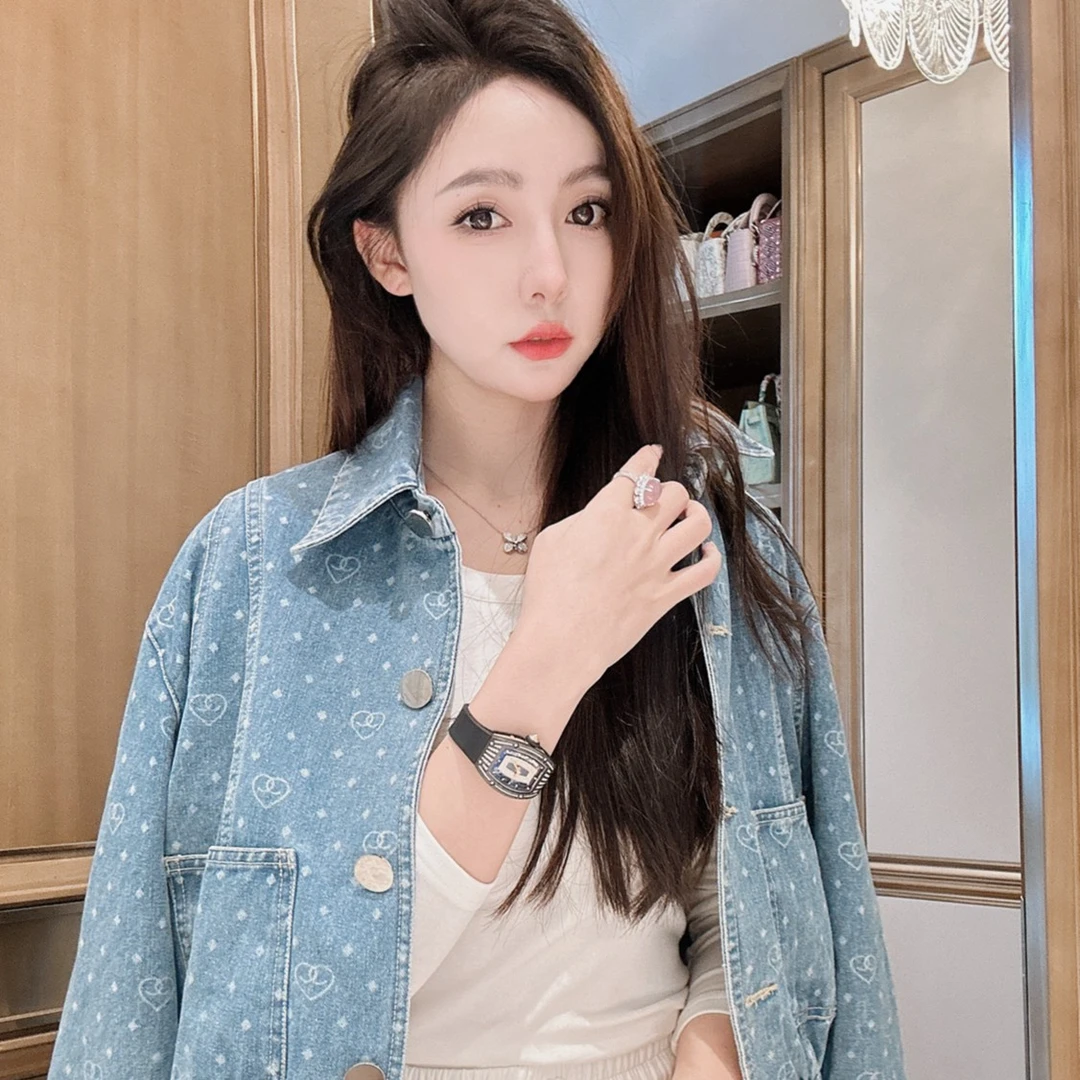 【2023秋季新款】田娇baby 心形印花牛仔外套气质重工设计感复古