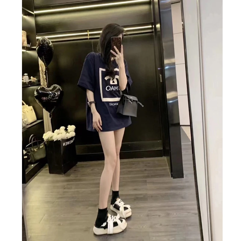 美式洋气减龄短袖t恤女夏季精致时髦圆领设计感小众印花白色上衣