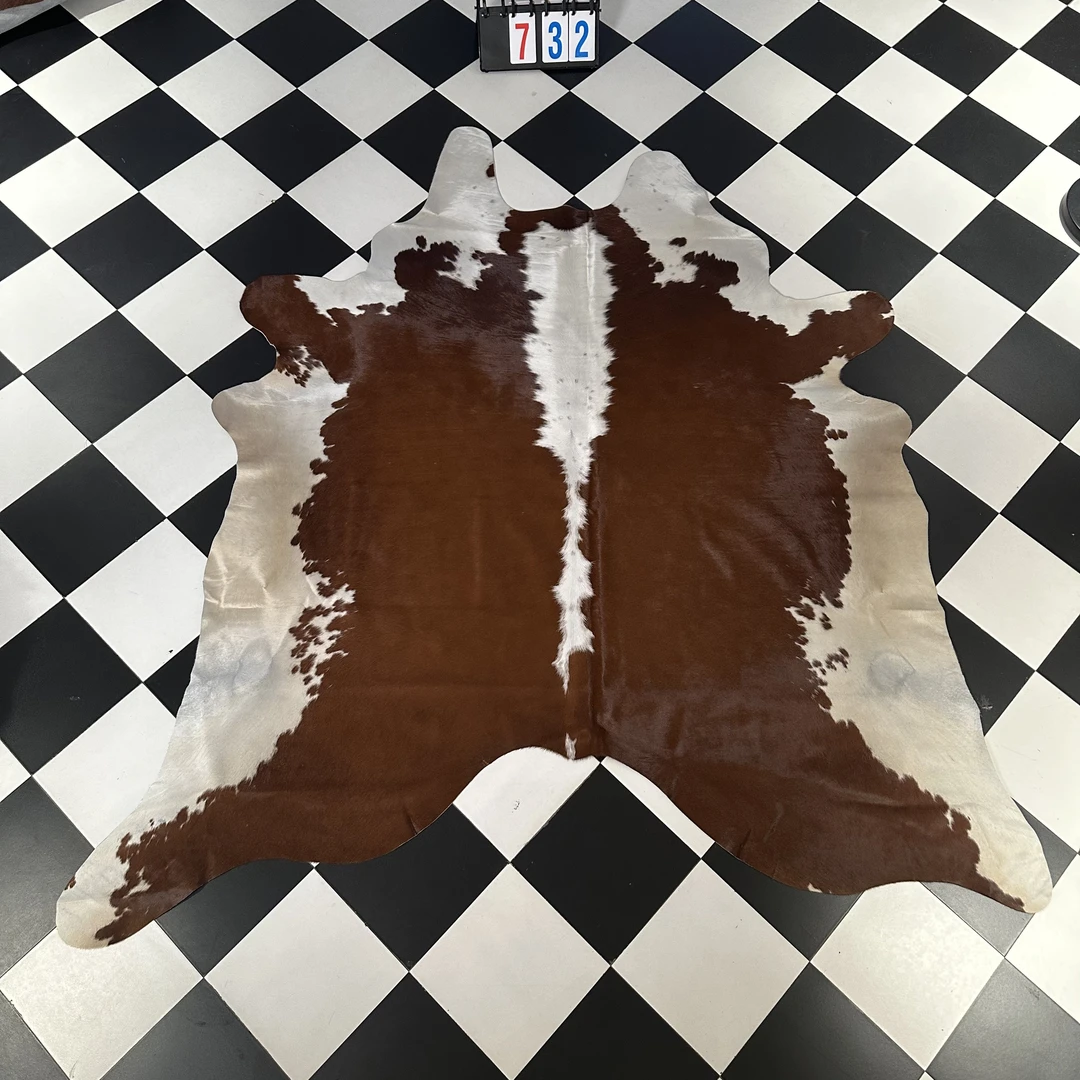 【本尼家】Q732 230*210巴西进口整张牛皮地毯轻奢