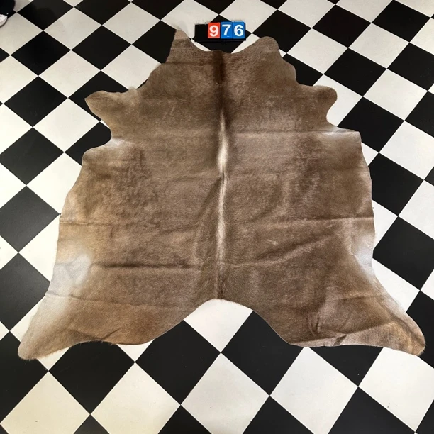 【本尼家】Q976 220*200巴西进口整张牛皮地毯轻奢