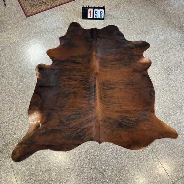 【本尼家】Q158 200*195巴西进口整张牛皮地毯轻奢