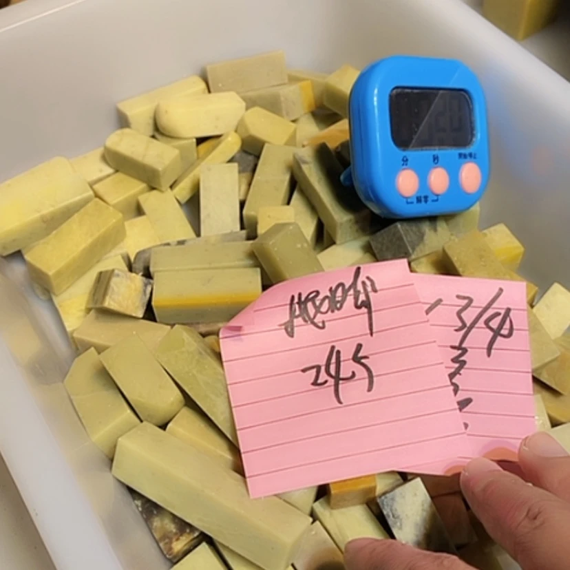 【闪购商品】青田石抠***兔