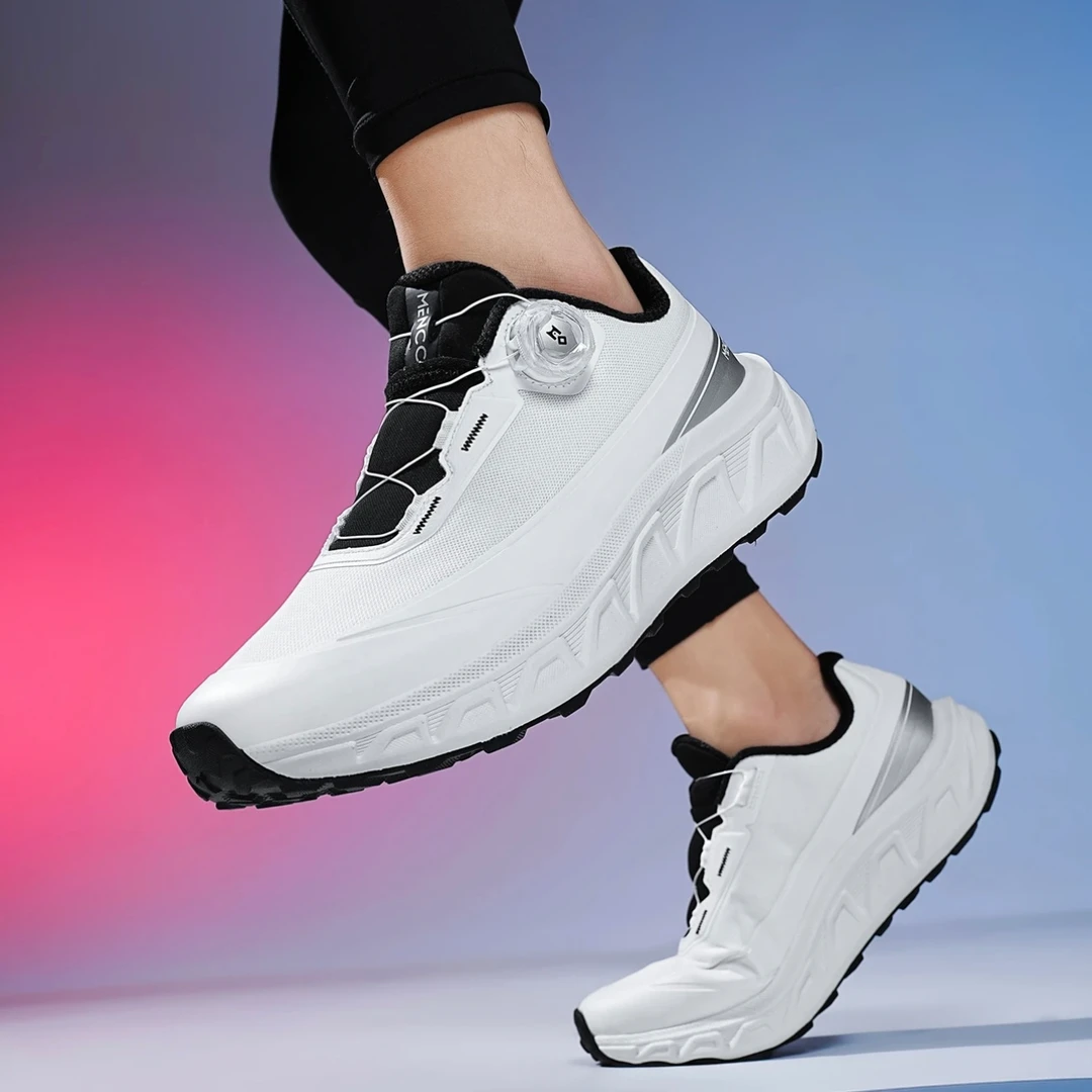 【已申请专利】透气防水软底户外运动休闲鞋跑鞋MK5003男士