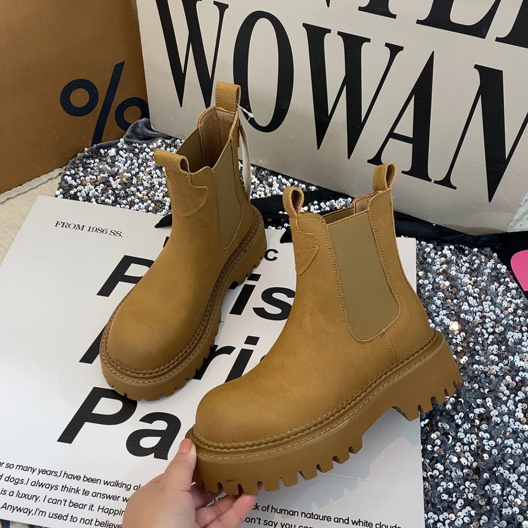 2329-03明星同款时尚百搭大黄蜂英伦风马丁靴