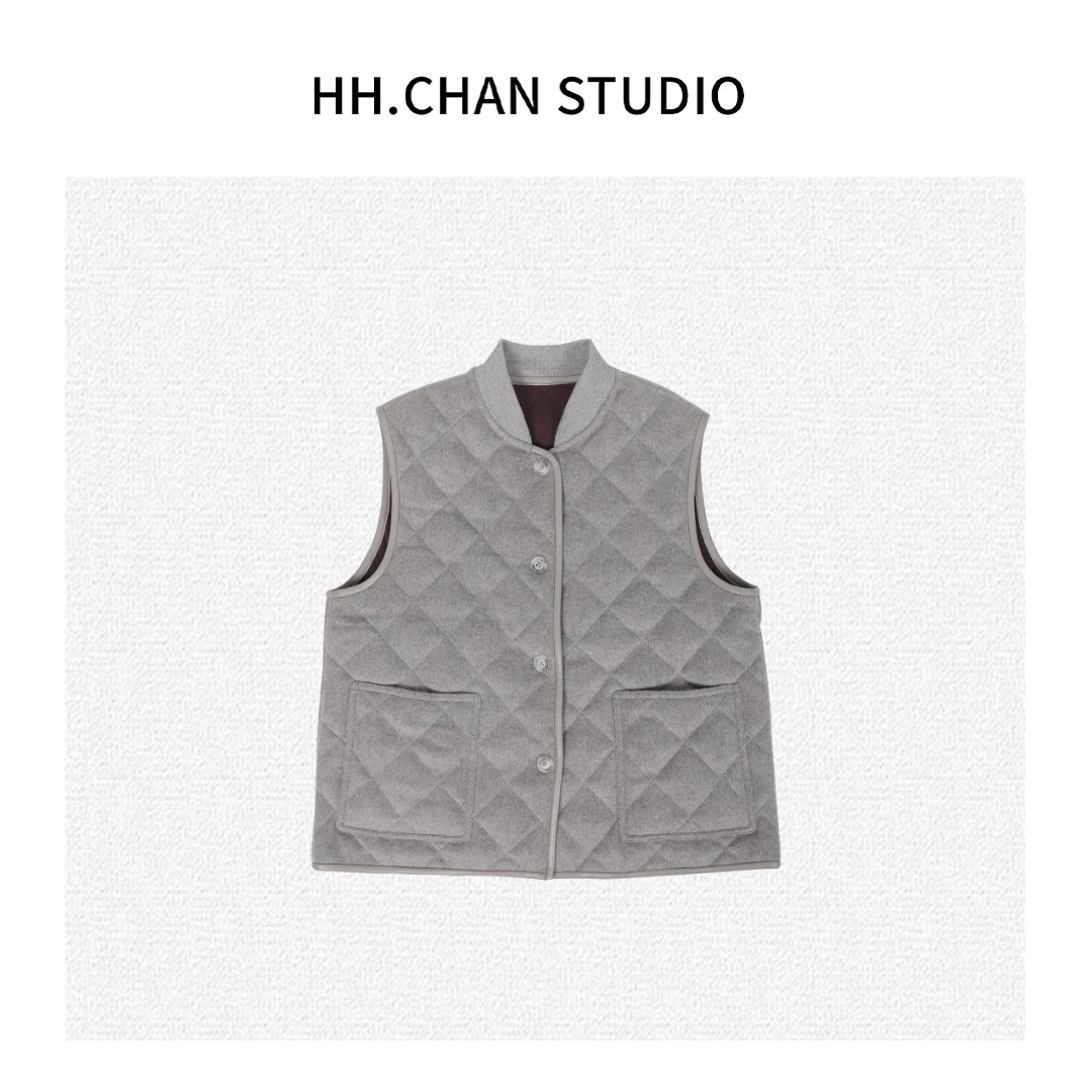 HH.CHAN“格雷风度”白鸭绒羊毛格雷系菱格纹羽绒马甲外套