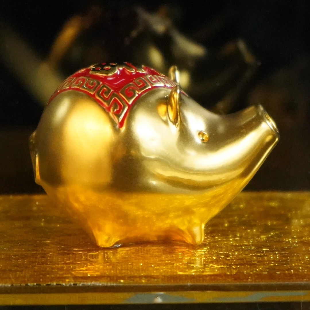 喜福猪摆件雕刻金色铜镀金