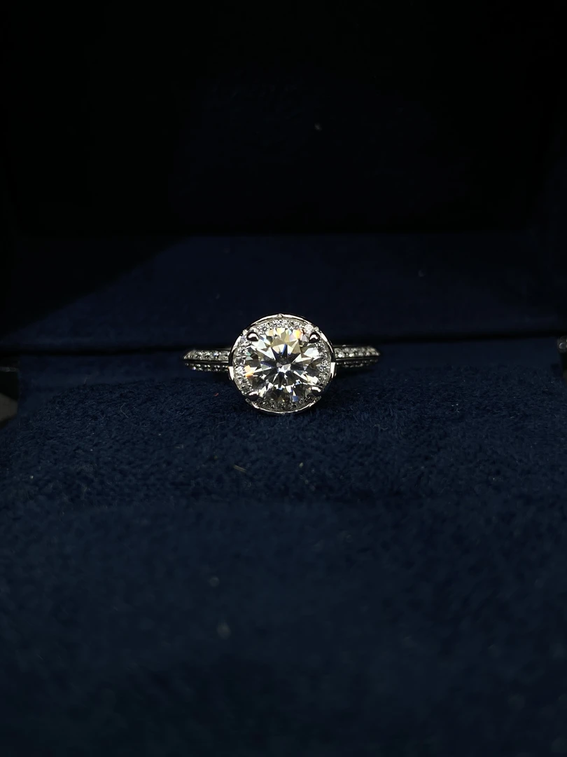 非金属戒指 【手捧花1ct】设计款戒指经典气质A025