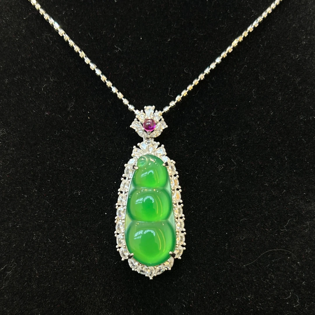 【符老板专属】A货冰底浓阳绿福豆吊坠-Y1748（赠包装+赠链）