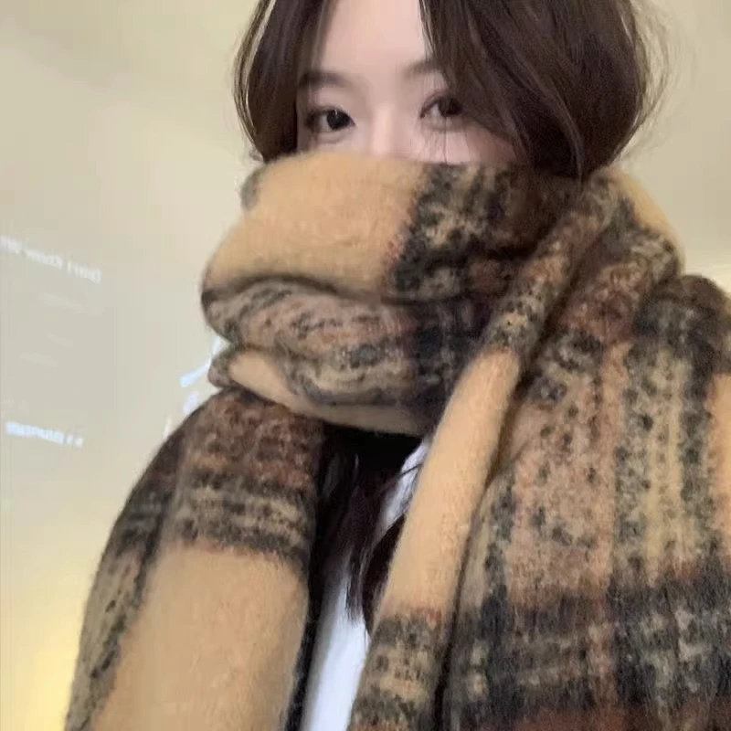 ins围巾女秋冬季韩版百搭经典格纹格子保暖围脖披肩潮新款时尚