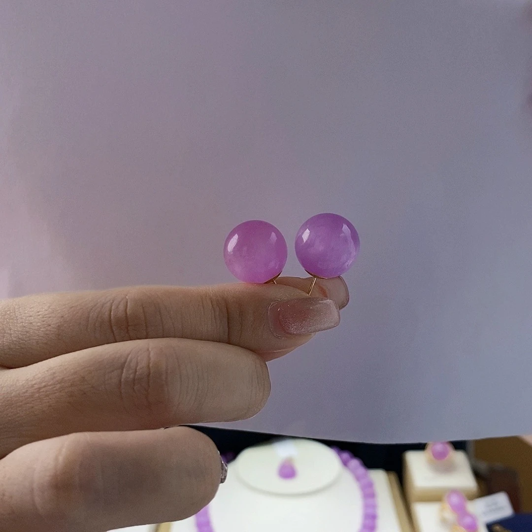 【华瑞珠宝】18K金 天然原矿紫锂辉耳钉12+