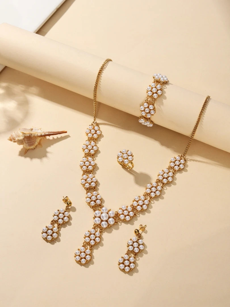 钛钢仿珍珠项链 『新疆包邮』时尚气质花花满珠四件套百搭