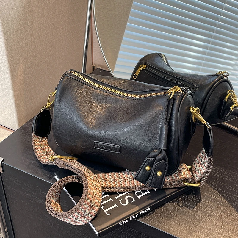 佐猫女士包包女2025新款高级感百搭宽带斜挎包单肩包女外出小挎包