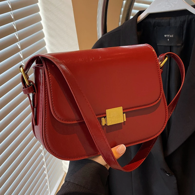 佐猫包包女2025新款包包小方包高级感小众单肩包女时尚百搭斜挎包