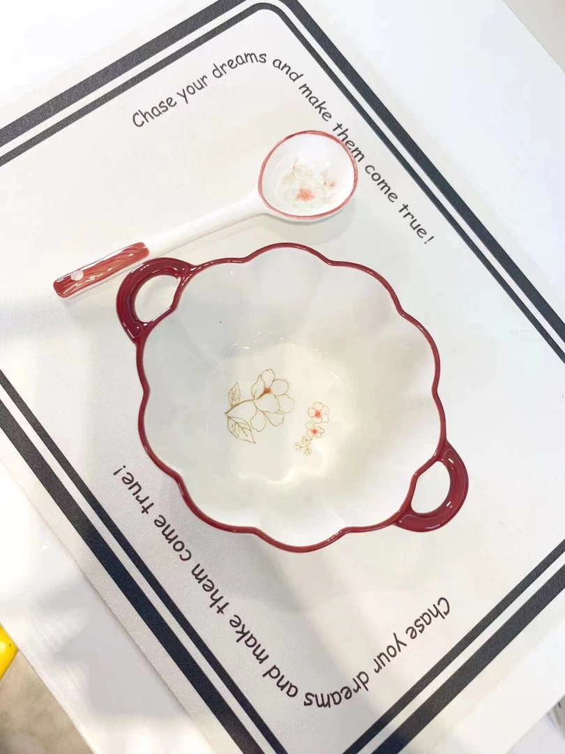 牡丹花陶瓷双耳碗家用水果沙拉碗甜品碗勺子组合
