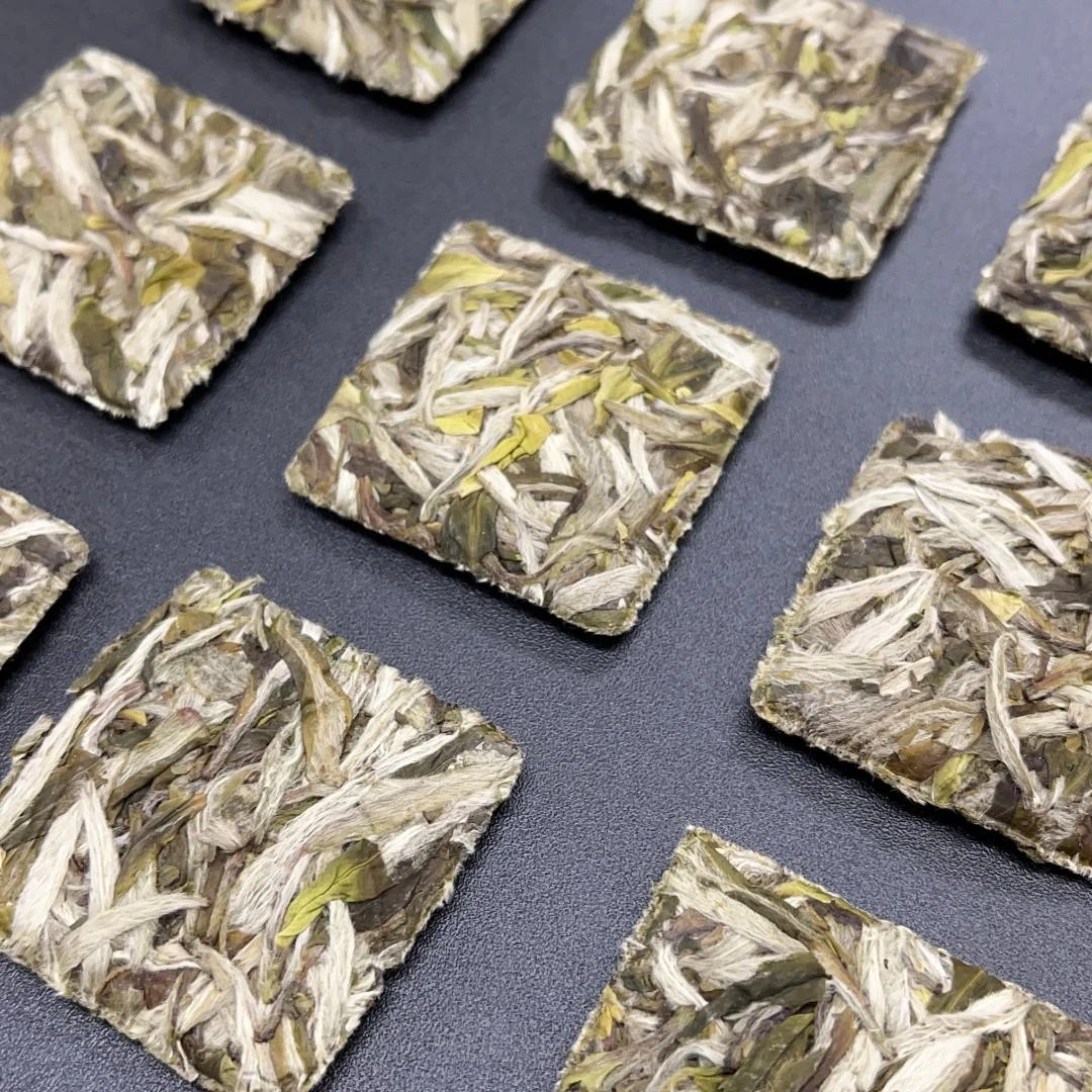 福鼎白牡丹茶叶小方片饼干茶花香毫香高山白茶雪后牡丹便携装