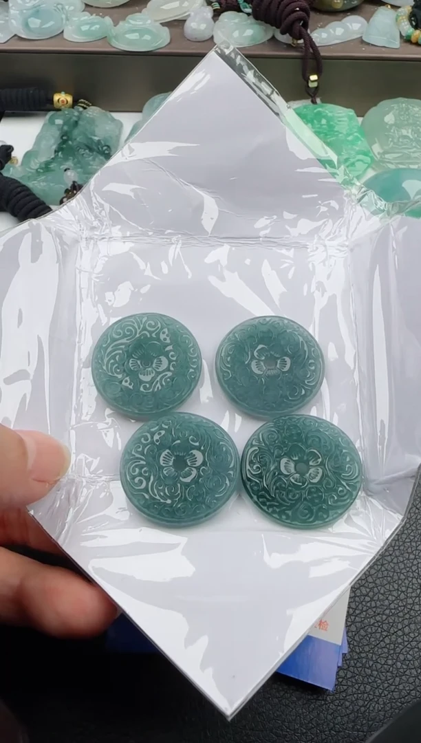 【闪购商品】翡翠颈饰未镶嵌花扣多样性发货一件发货