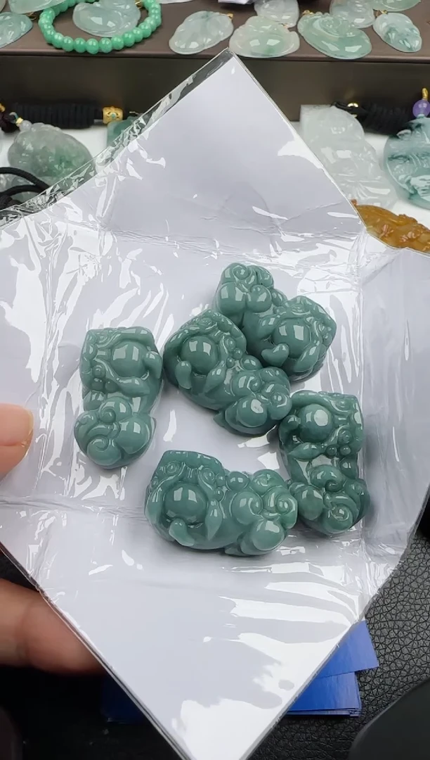 【闪购商品】翡翠颈饰未镶嵌貔貅多样性发货一件发货