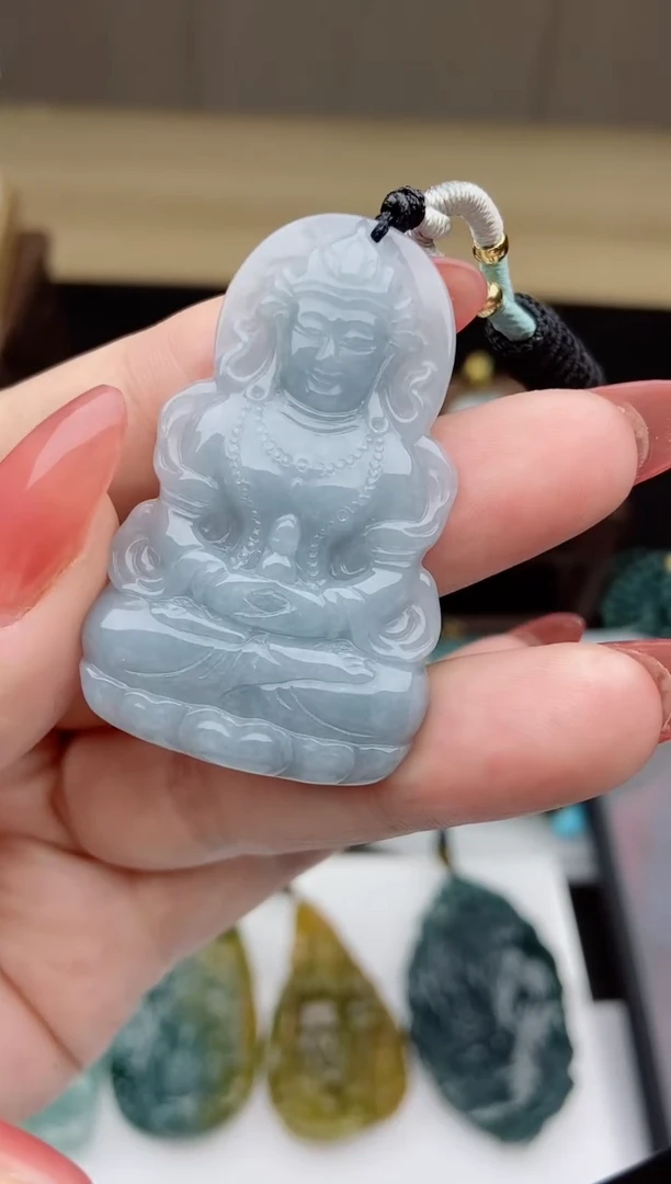 【闪购商品】翡翠吊坠(赠链)未镶嵌1
