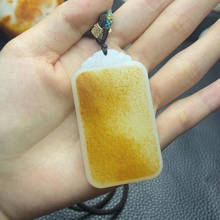 和田玉颈饰未镶嵌N