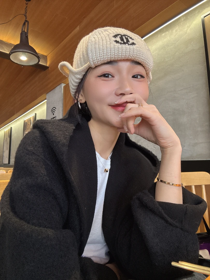 花间墅里丨连帽羊驼小外套