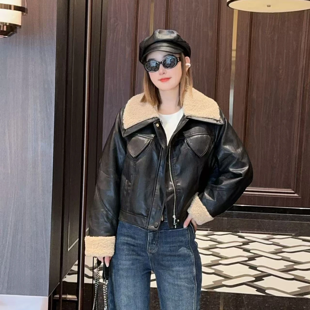 HUANG  VINI【黄微倪】 新潮款休闲皮衣羽绒外套上衣女YR102602