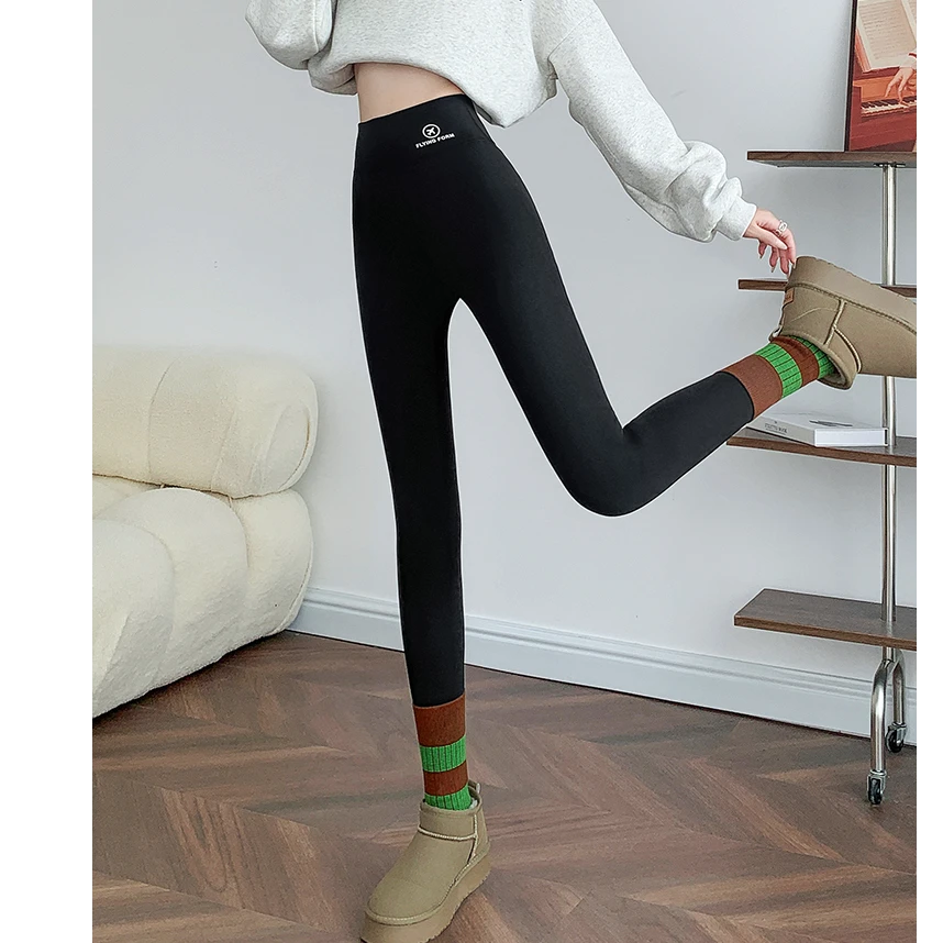 AA131 秋冬女款粉绒一体飞机绒芭比裤 小脚裤