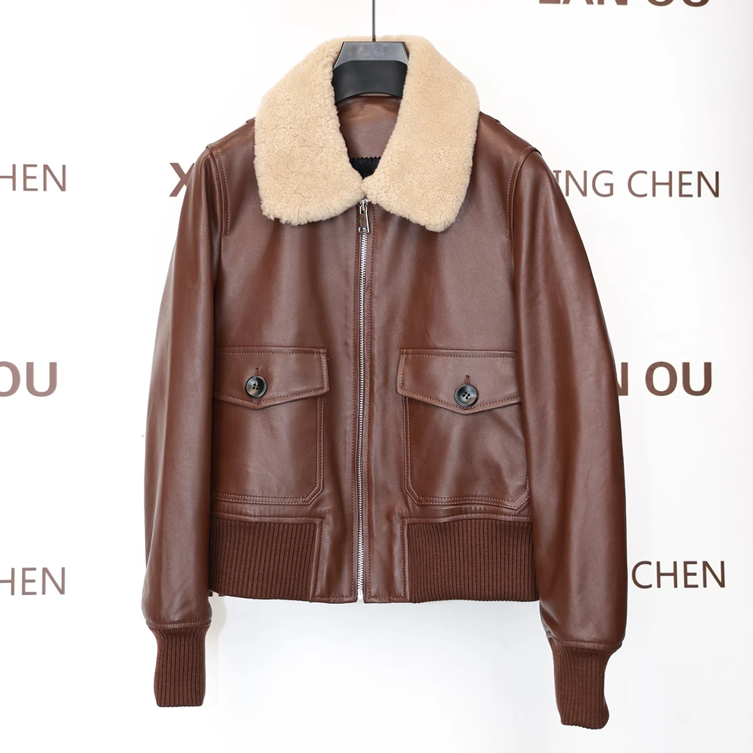 海宁2024冬新款绵羊皮羊羔毛领真皮皮衣外套时尚百搭白鹅绒短款女