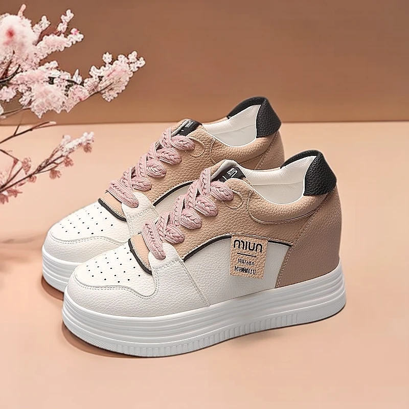 内增高7cm小白鞋松糕厚底坡跟女鞋皮面时尚百搭休闲轻便运动鞋ins