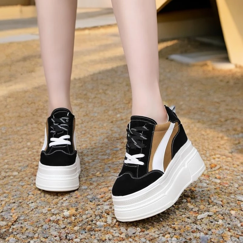 增高12厘米松糕厚底休闲女鞋2025秋冬新款时尚百搭超高跟小白鞋潮