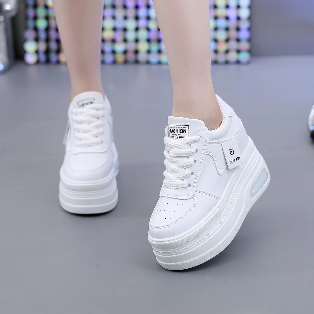超高12cm内增高小白鞋女小个子2024春季新款休闲板鞋厚底百搭单鞋