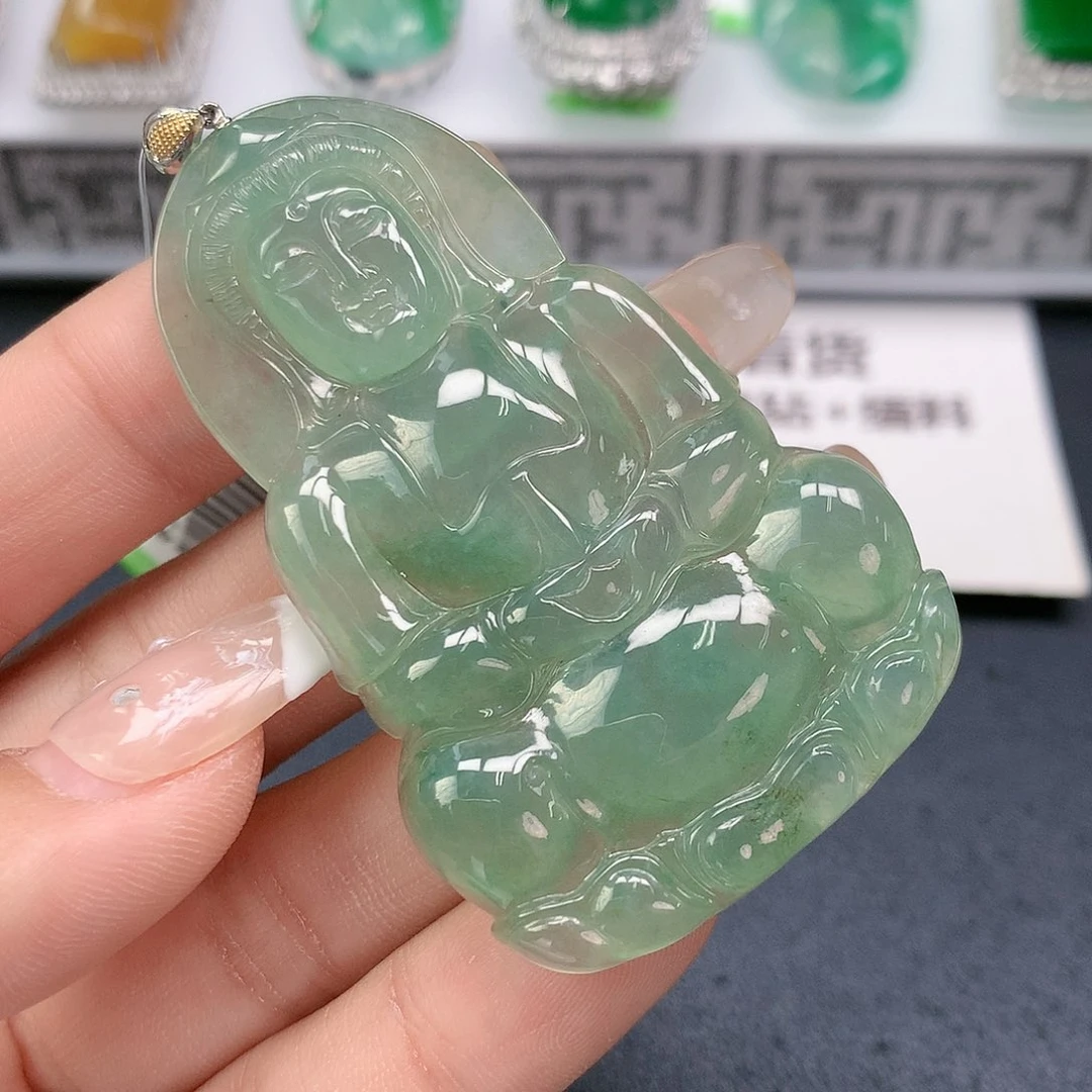 翡翠颈饰18K金镶嵌观音