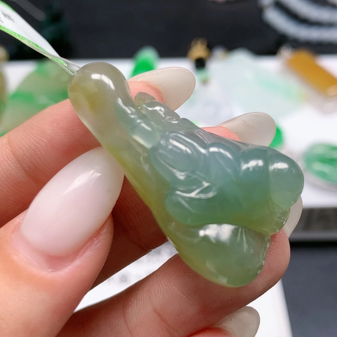 翡翠颈饰未镶嵌888888888