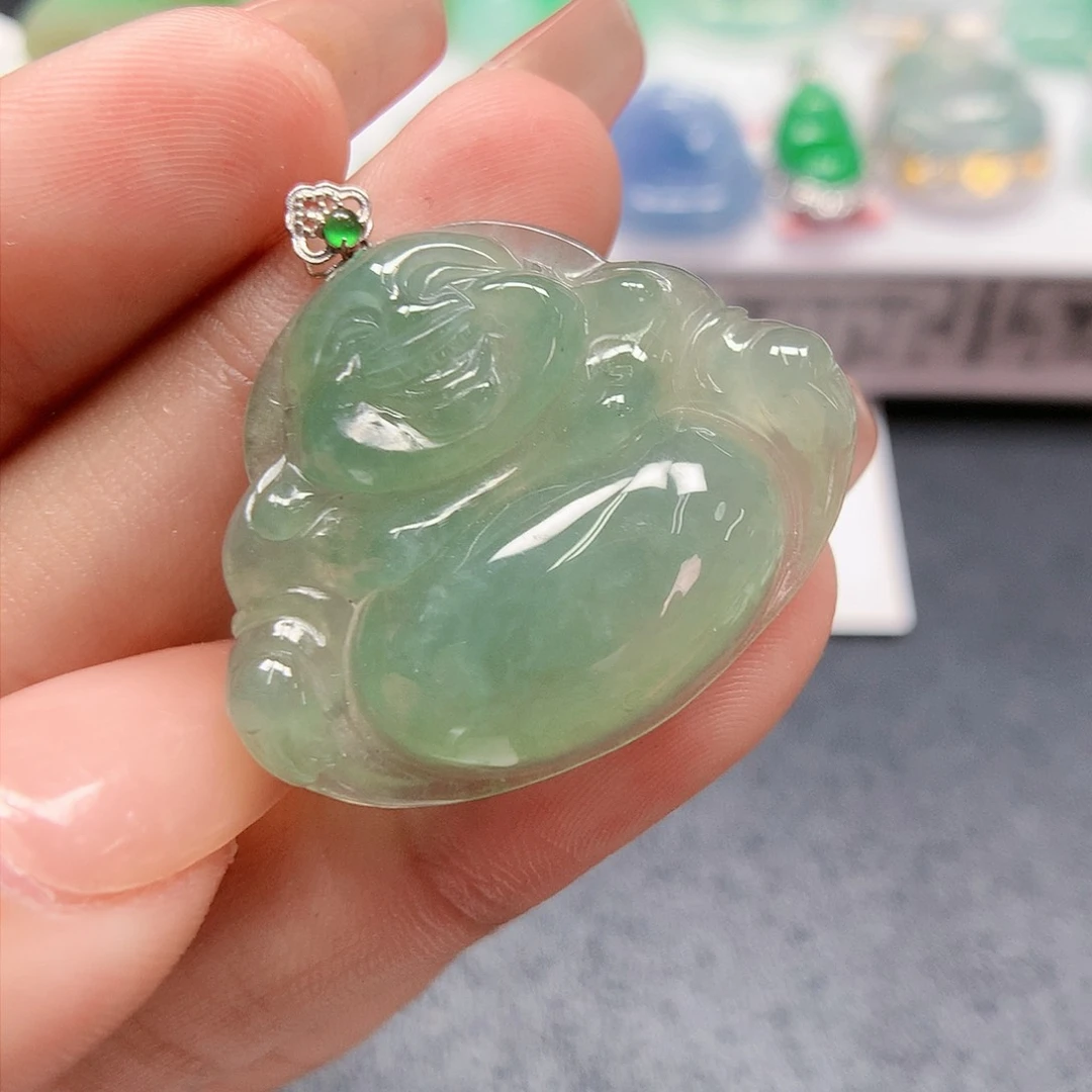 翡翠颈饰18K金镶嵌佛公