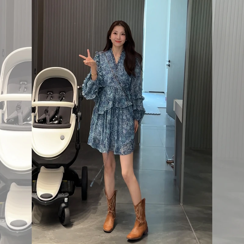 2024新款女法式气质V领显白碎花连衣裙温柔风收腰系带短裙子