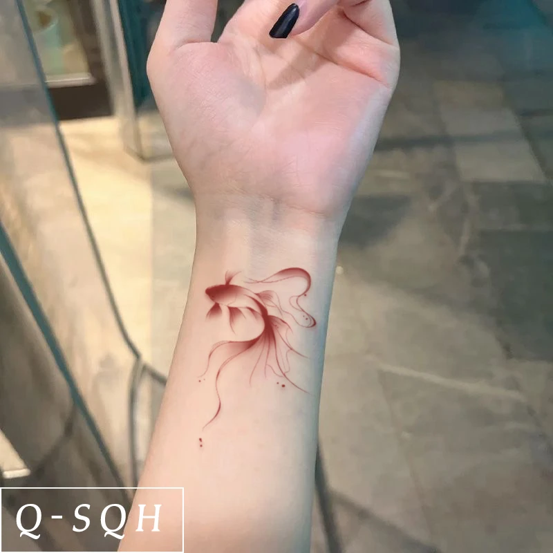 Q-SQH 梦幻锦鲤红色渐变纹身贴防水女持久手腕国风锁骨脚踝新中式