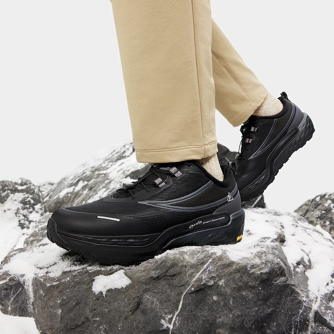 Fila/斐乐【眼界1+】秋冬男士新款户外跑步专业运动鞋W/A12M441203F