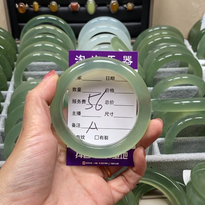 【闪购商品】蛇纹石玉手镯未镶嵌想***.
