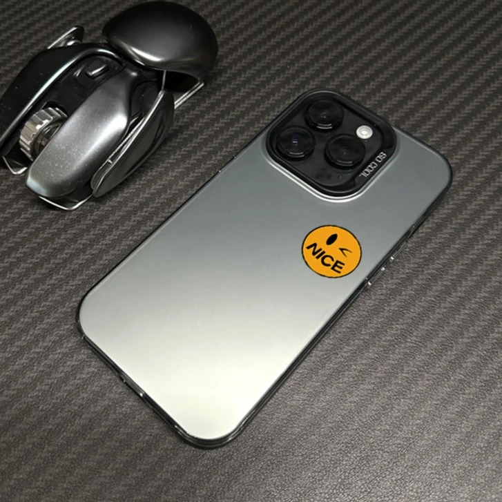 简约笑脸iphone苹果15promax手机壳14pro磨砂13高级12防摔11/xs