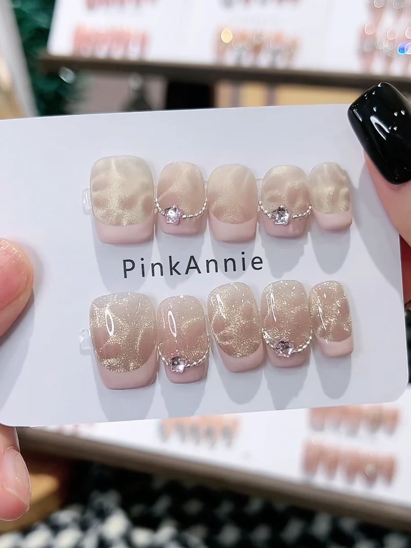 野兔安妮| PinkAnnie纯手工定制穿戴甲可拆卸穿戴甲