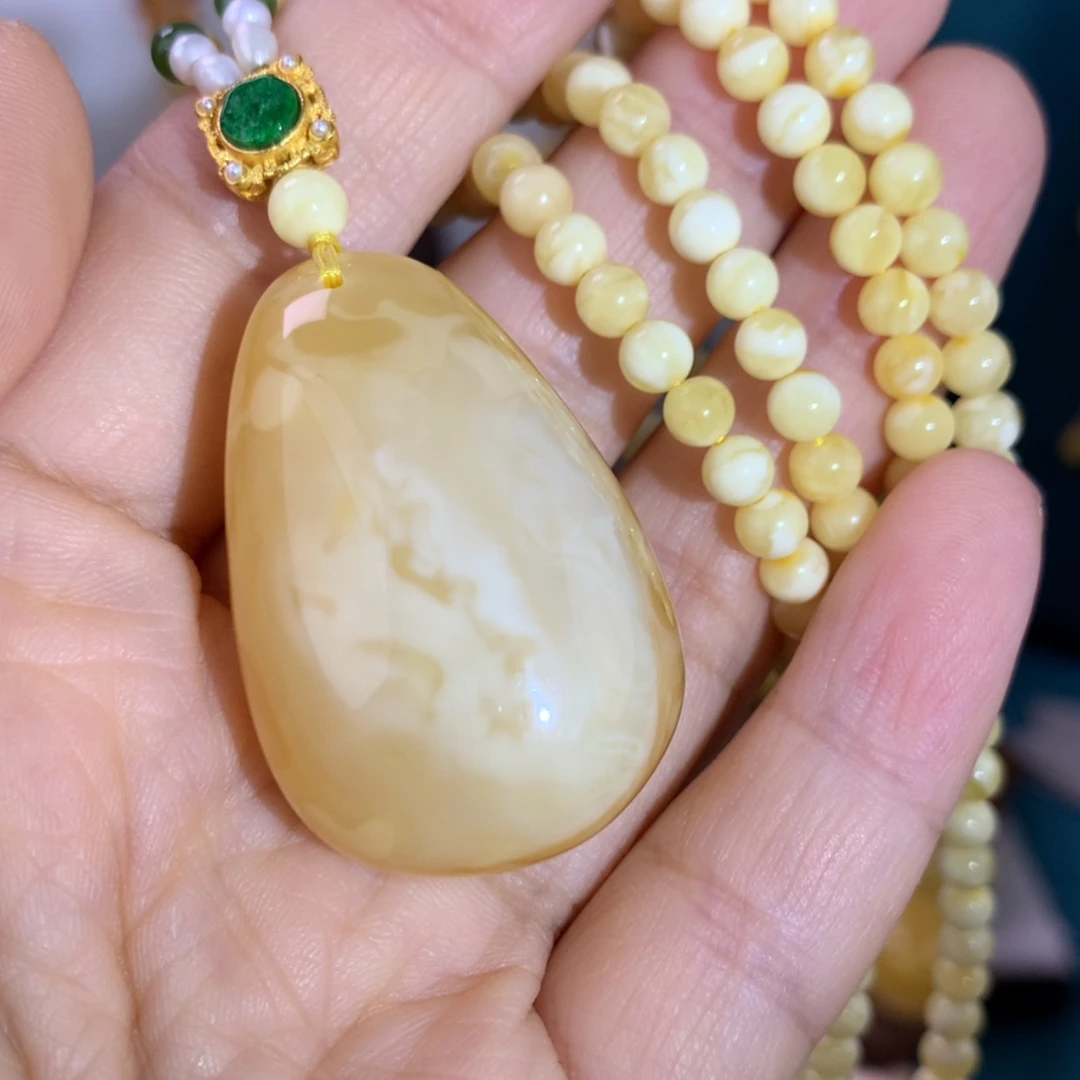 【闪购商品】蜜蜡吊坠(赠链)未镶嵌