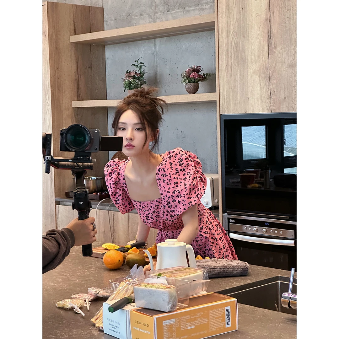 FORNI × YOYO  Rose Girl 可以搭运动鞋的粉墨碎花裙