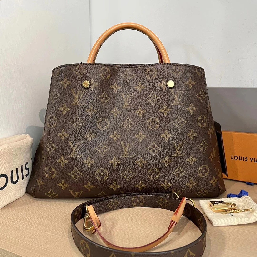 95新 LouisVuitton/路易威登 9507664 LV蒙田中号 CA1167