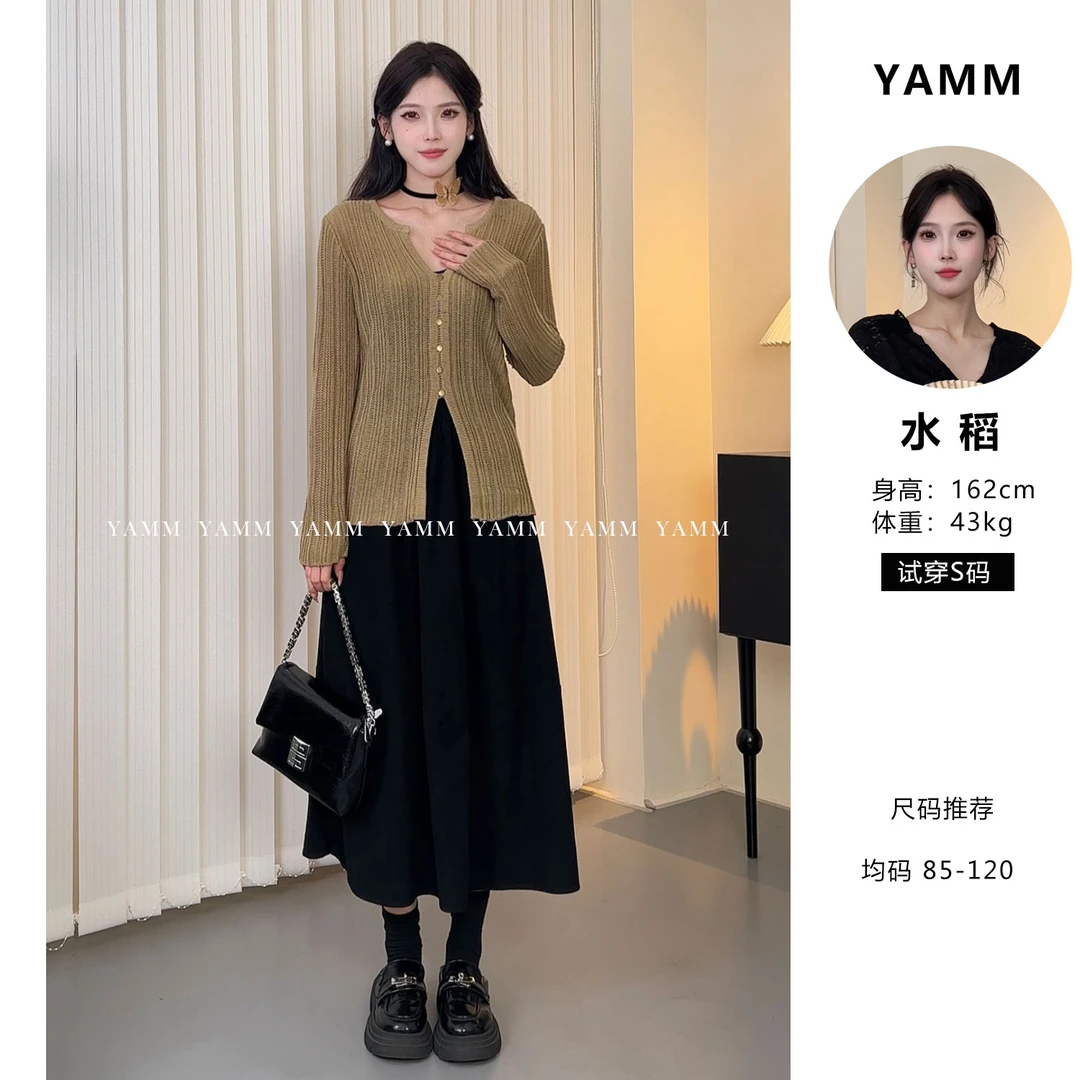 YAMM~秋季修身显瘦针织衫V领纯色上衣