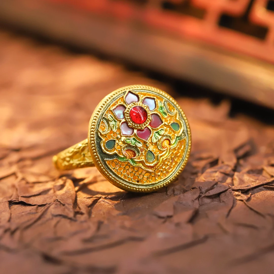 福满圆珠宝1 足金 花丝螺钿戒指