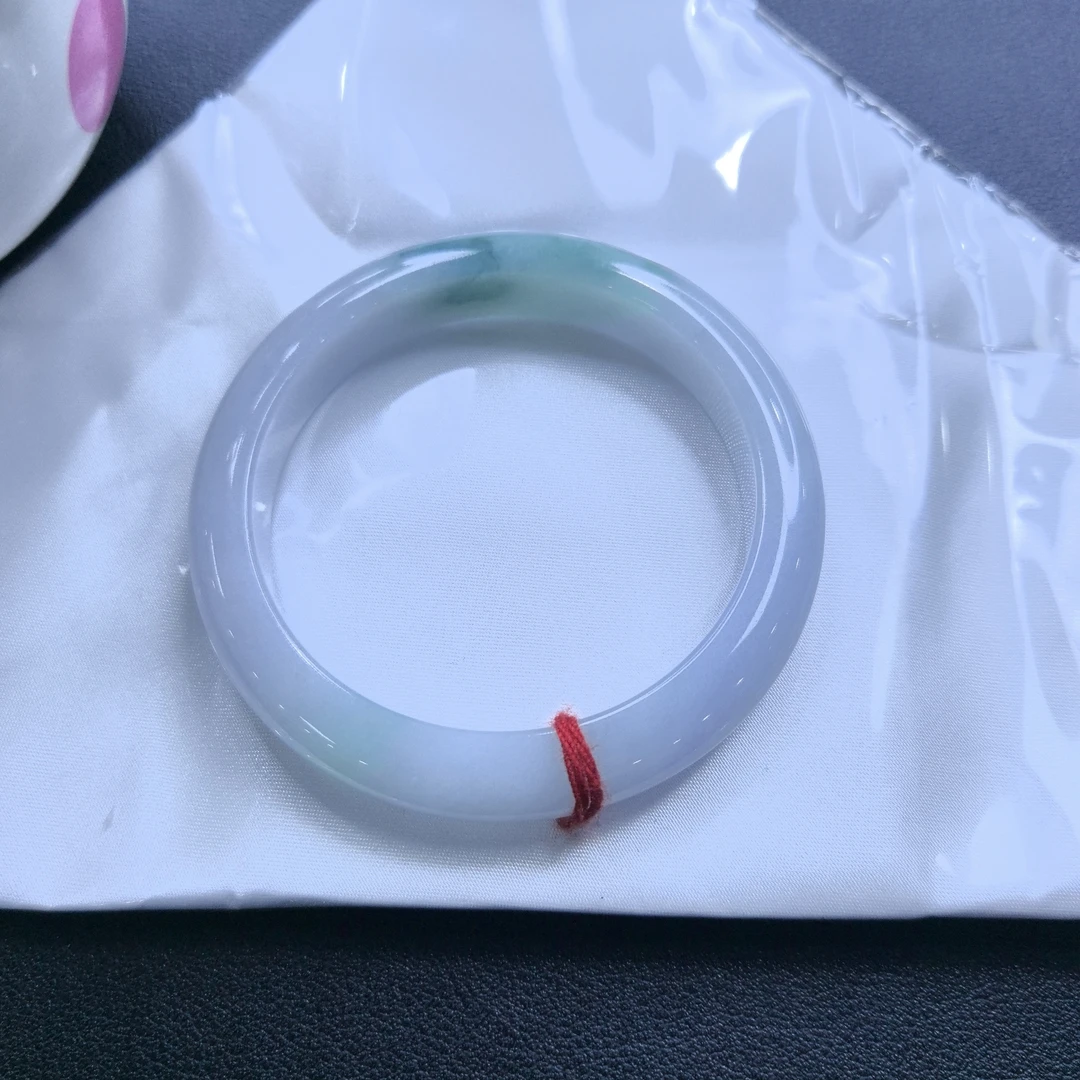 天然缅甸翡翠手镯A货