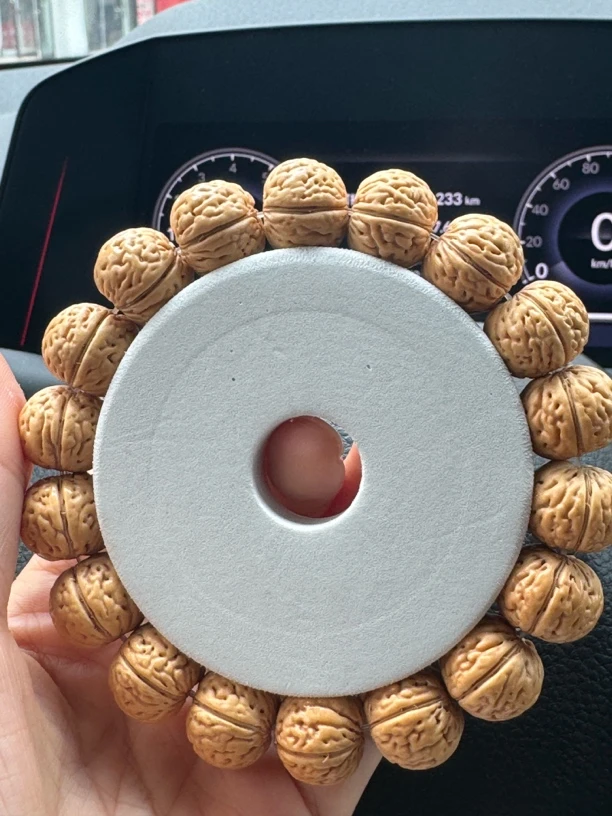 高山小奶豆，桃核手串