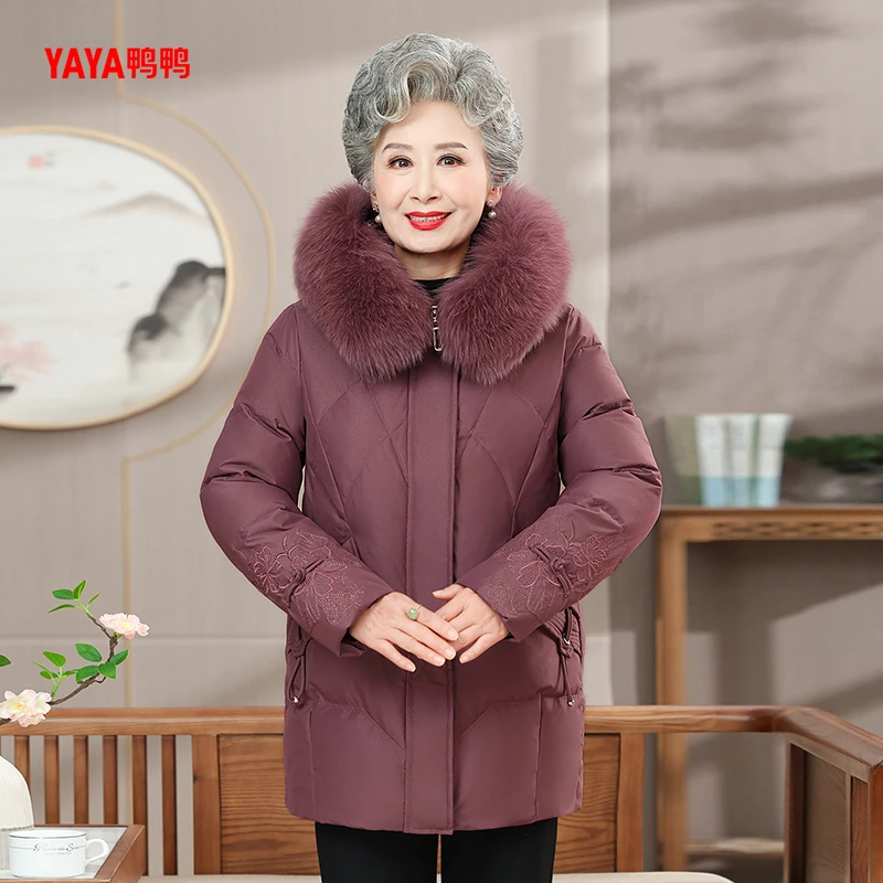 鸭鸭羽绒服女2024年冬季新款刺绣国风中年妈妈中长款洋气保暖外套