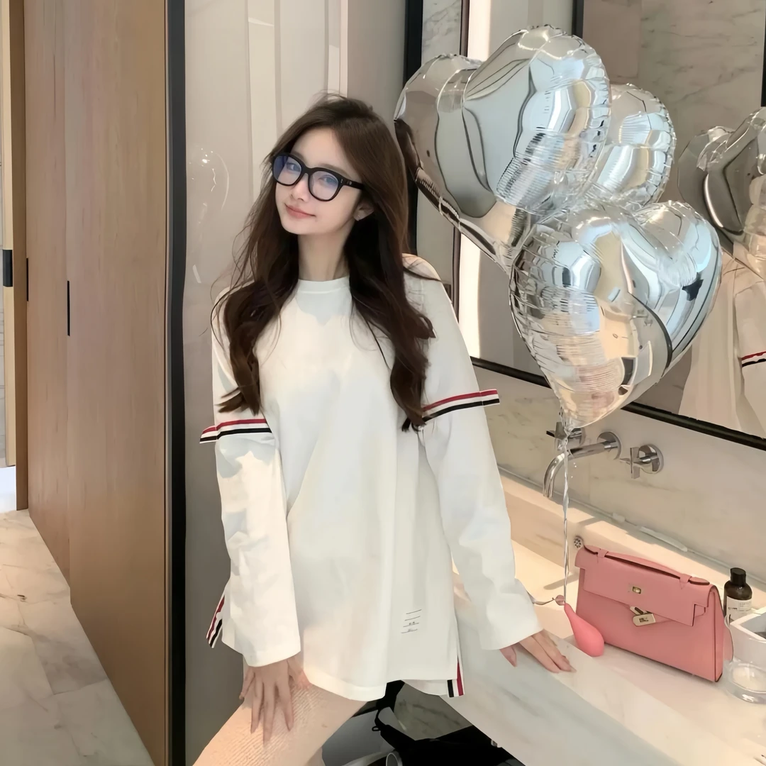 秋冬白色圆领长袖上衣打底衫女内搭可外穿洋气时尚休闲百搭中长款